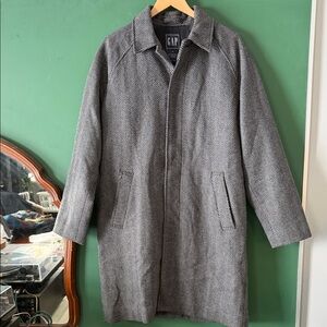 GAP Recycled Italian Wool Black & Grey Herringbone Mens M Coat Preppy Classic